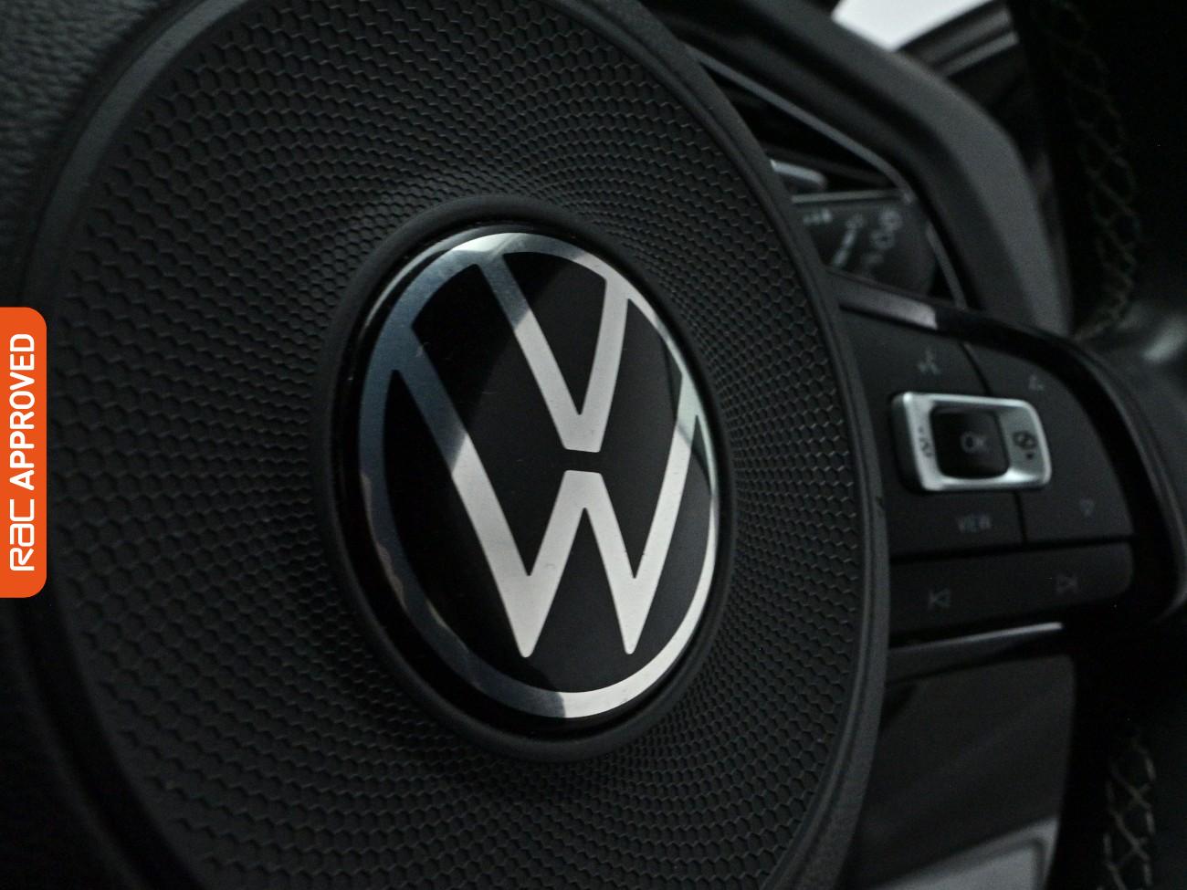 Used Volkswagen T-Roc 2021 for sale - 77963239: Photo 23