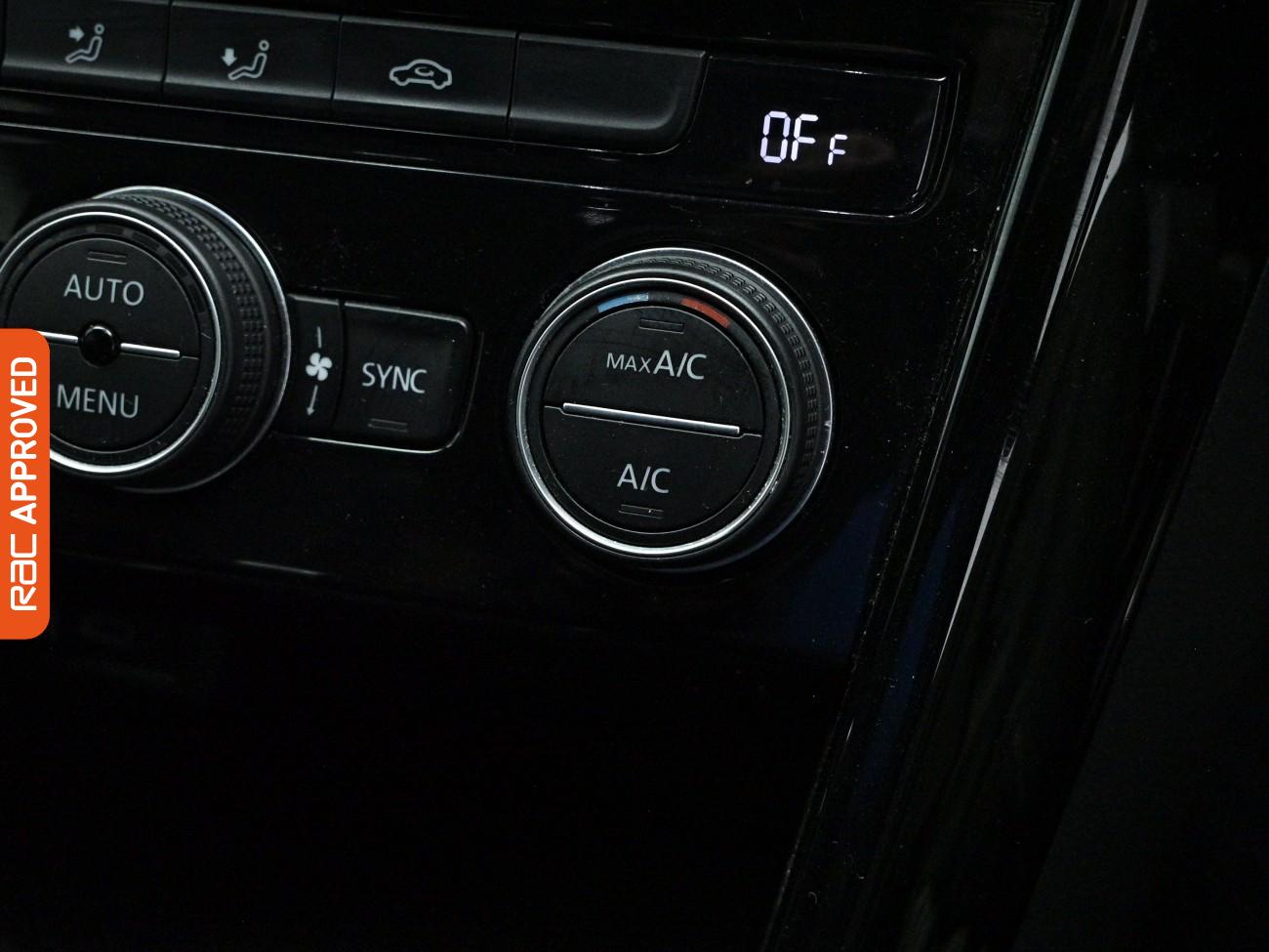 Used Volkswagen T-Roc 2021 for sale - 77963239: Photo 27