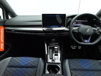 Used Volkswagen Golf 2025 for sale - 79490649: Photo