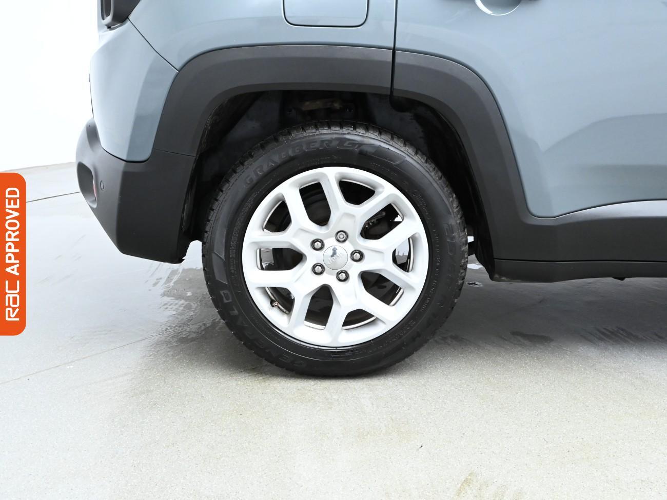 Used Jeep Renegade 2016 for sale - 76341191: Photo 24