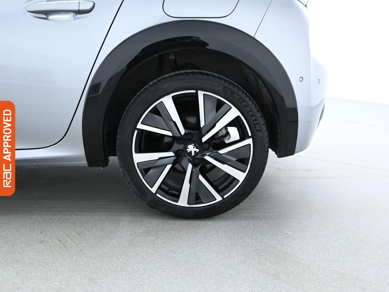 Used Peugeot 208 2022 for sale - 75932759: Photo 31