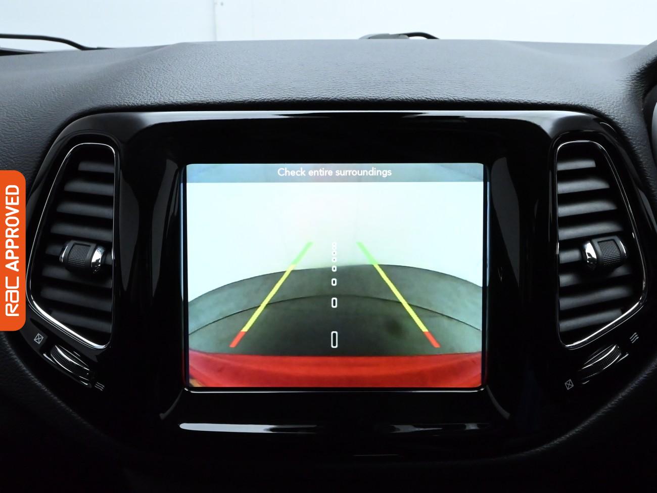 Used Jeep Compass 2020 for sale - 76385405: Photo 3