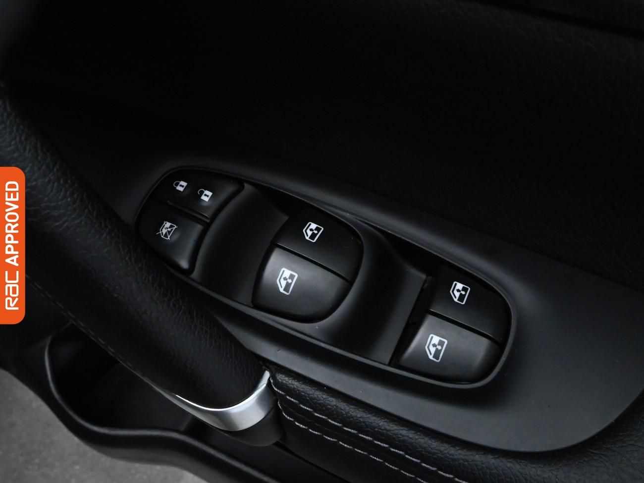 Used Nissan Qashqai 2019 for sale - 76330624: Photo 25