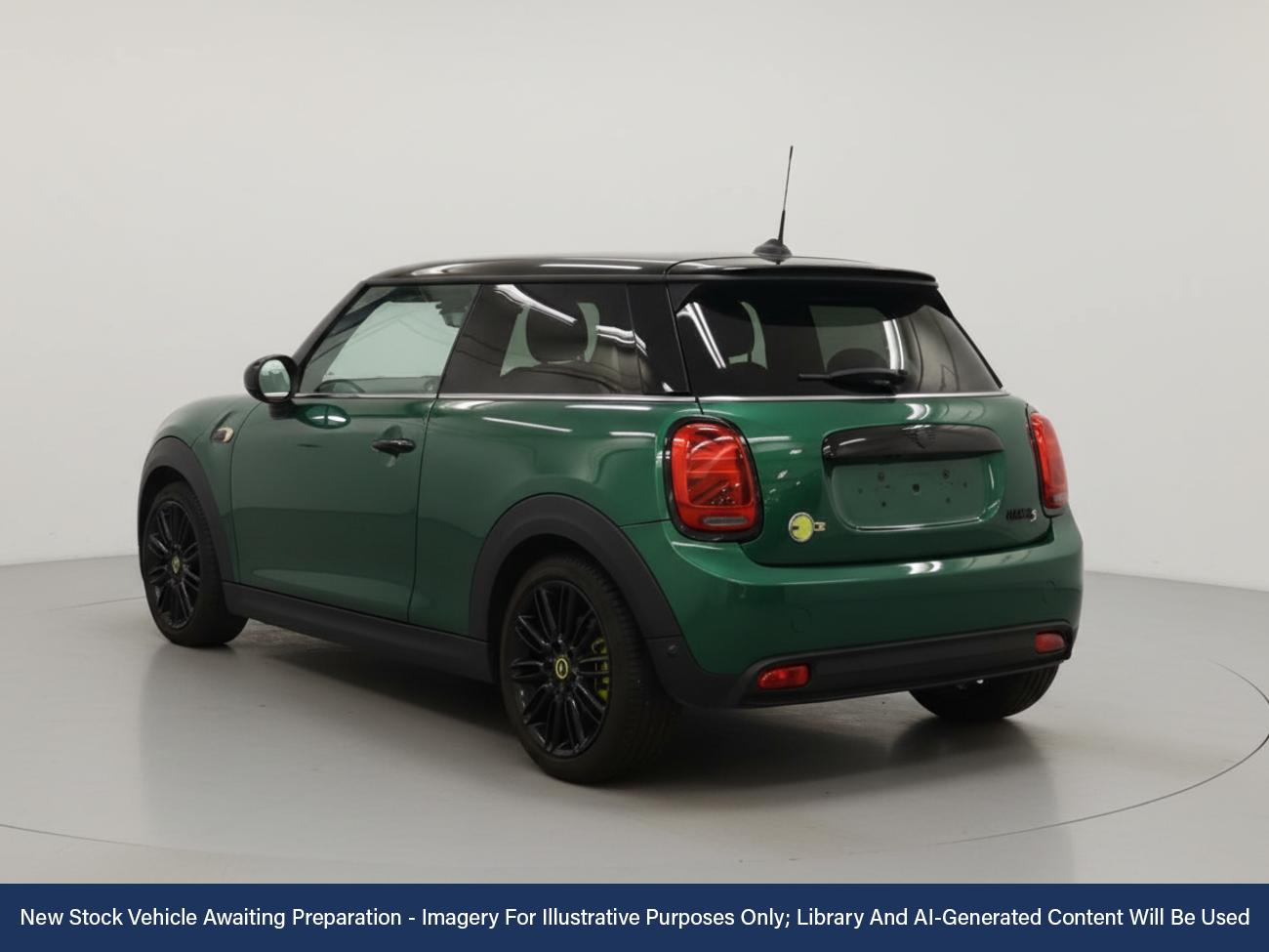 Used MINI Hatch 2021 for sale - 76723917: Photo 2