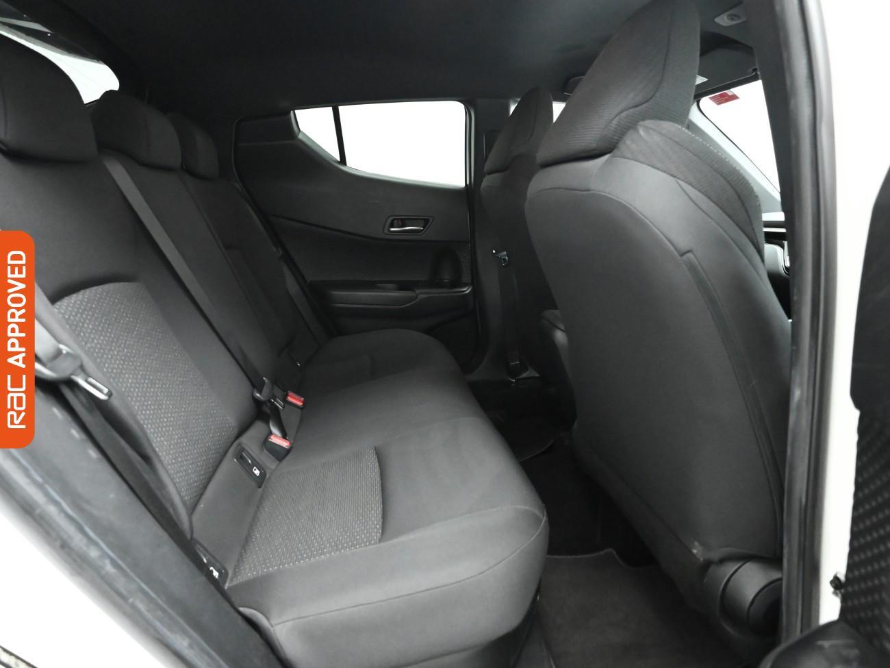 Used Toyota C-HR 2018 for sale - 76739606: Photo 13