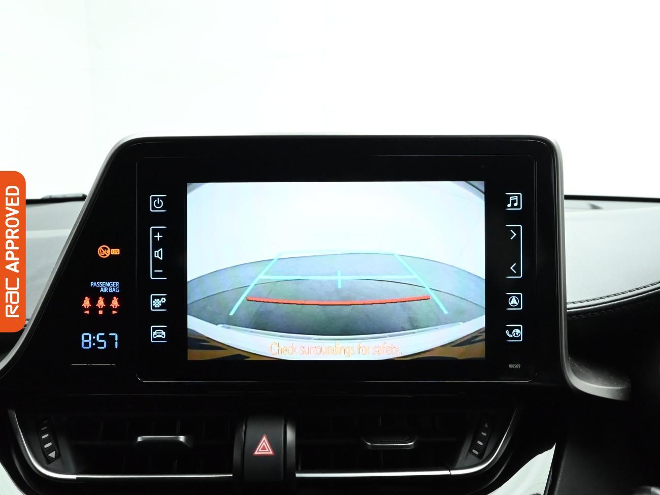 Used Toyota C-HR 2018 for sale - 76739606: Photo 3