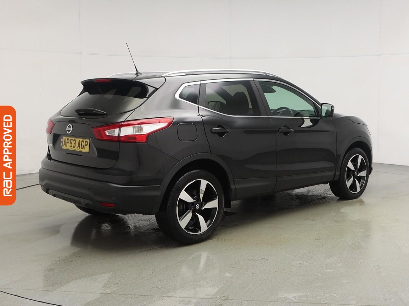 Used Nissan Qashqai 2017 for sale - 77680131: Photo 31