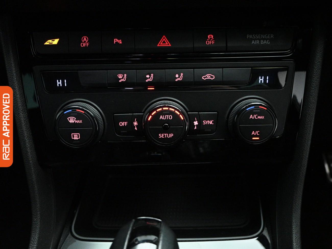 Used SEAT Leon 2019 for sale - 77692343: Photo 17