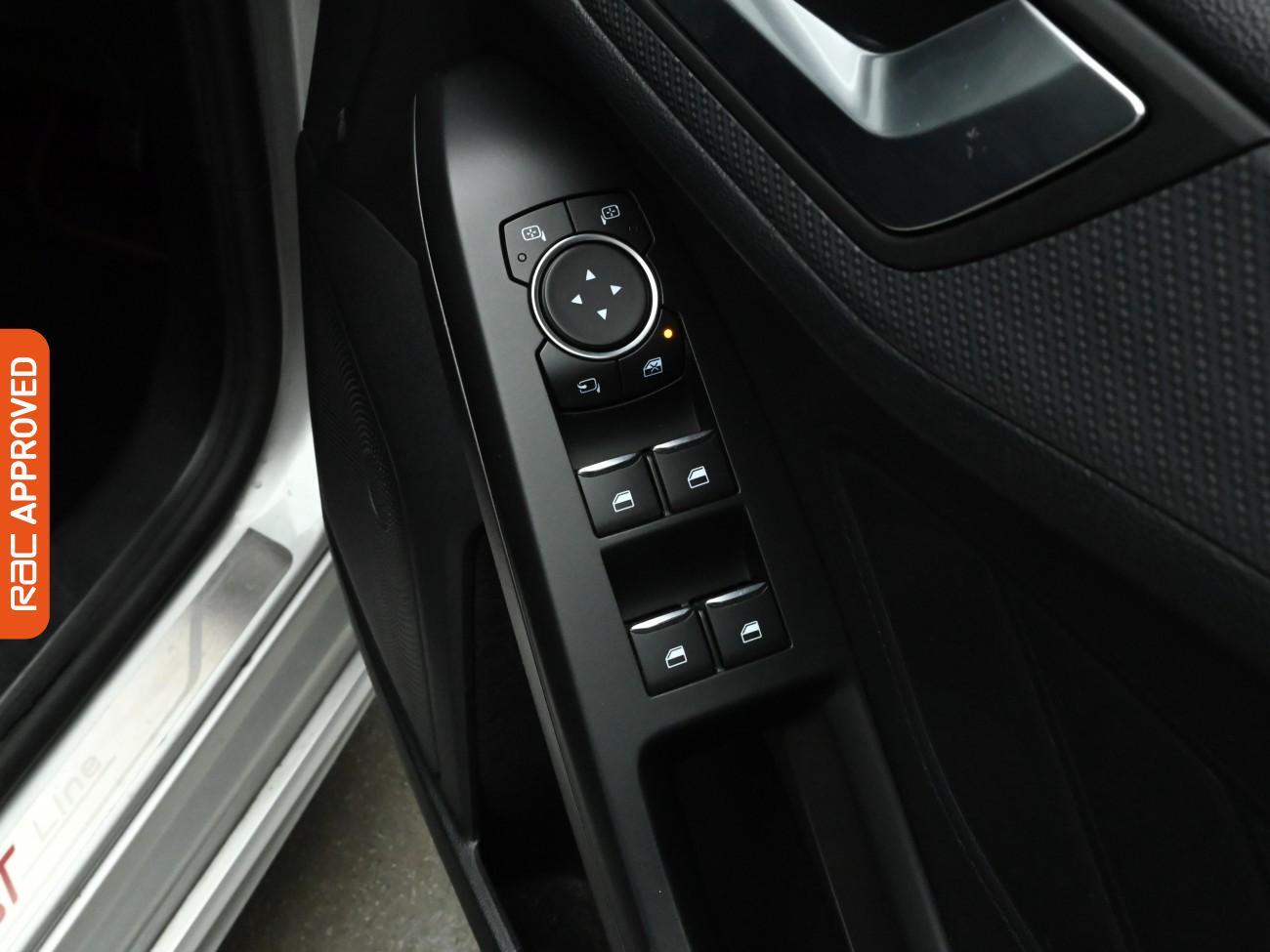 Used Ford Focus 2019 for sale - 77236076: Photo 25