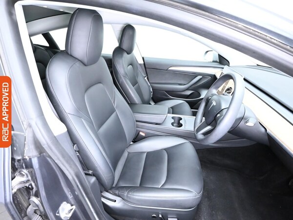 Used Tesla Model 3 2021 for sale - 75735642: Photo 14