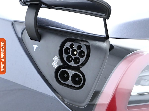 Used Tesla Model 3 2021 for sale - 75735642: Photo 28