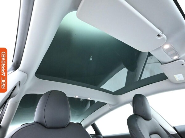 Used Tesla Model 3 2021 for sale - 75735642: Photo 3