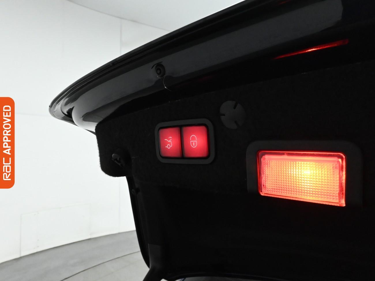 Used Mercedes-Benz C Class 2017 for sale - 77138940: Photo 31