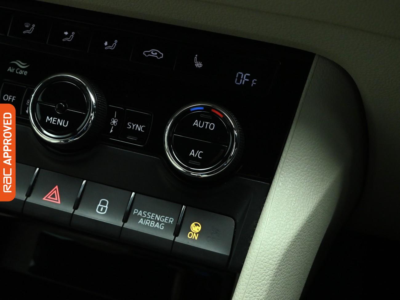 Used Skoda Karoq 2018 for sale - 77249493: Photo 15