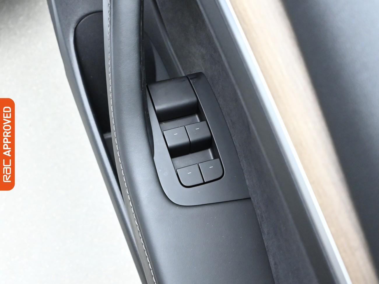 Used Tesla Model 3 2021 for sale - 76128452: Photo 27