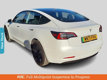 Used Tesla Model 3 2021 for sale - 76128452: Photo 2