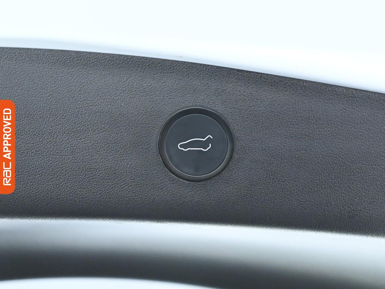 Used Tesla Model 3 2021 for sale - 76128452: Photo 37