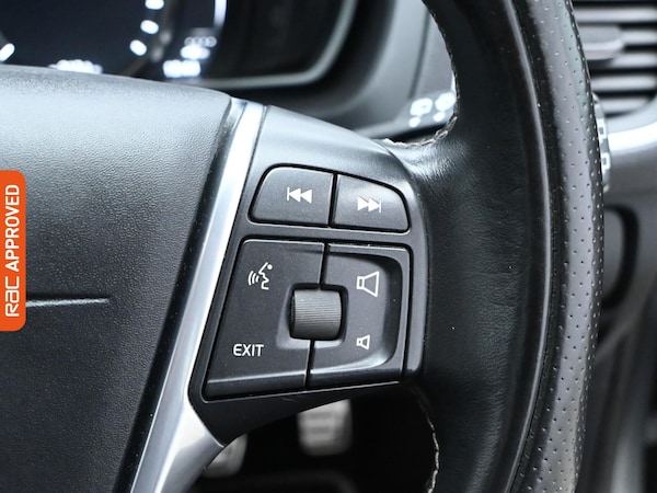 Used Volvo V40 2017 for sale - 75711327: Photo 21