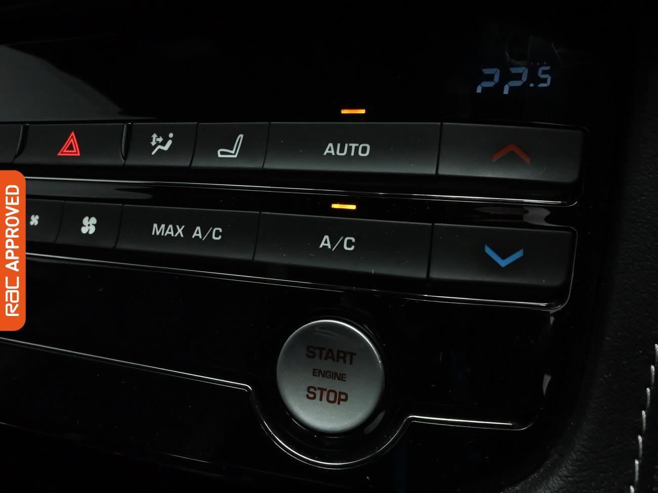 Used Jaguar F-Pace 2018 for sale - 77233309: Photo 18