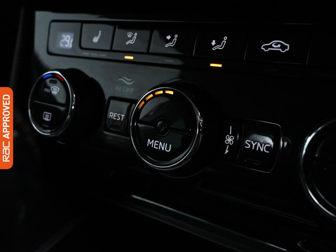 Used Skoda Superb 2021 for sale - 76416621: Photo 16