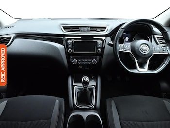 Used Nissan Qashqai 2019 for sale - 76088381: Photo 2