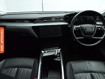 Used Audi e-tron 2020 for sale - 78495426: Photo