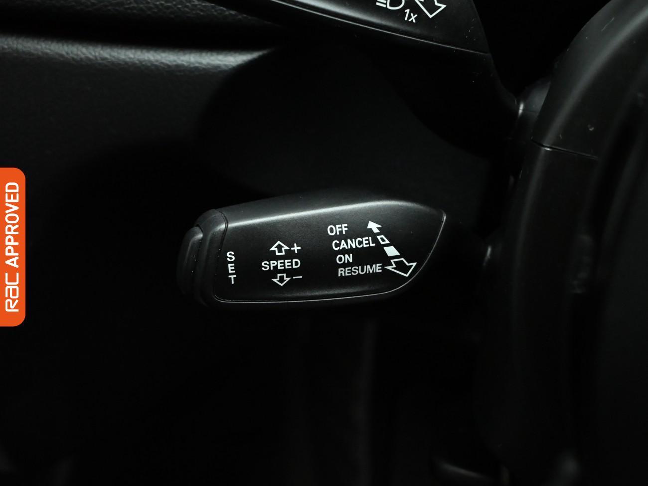 Used Audi Q3 2018 for sale - 76739622: Photo 17