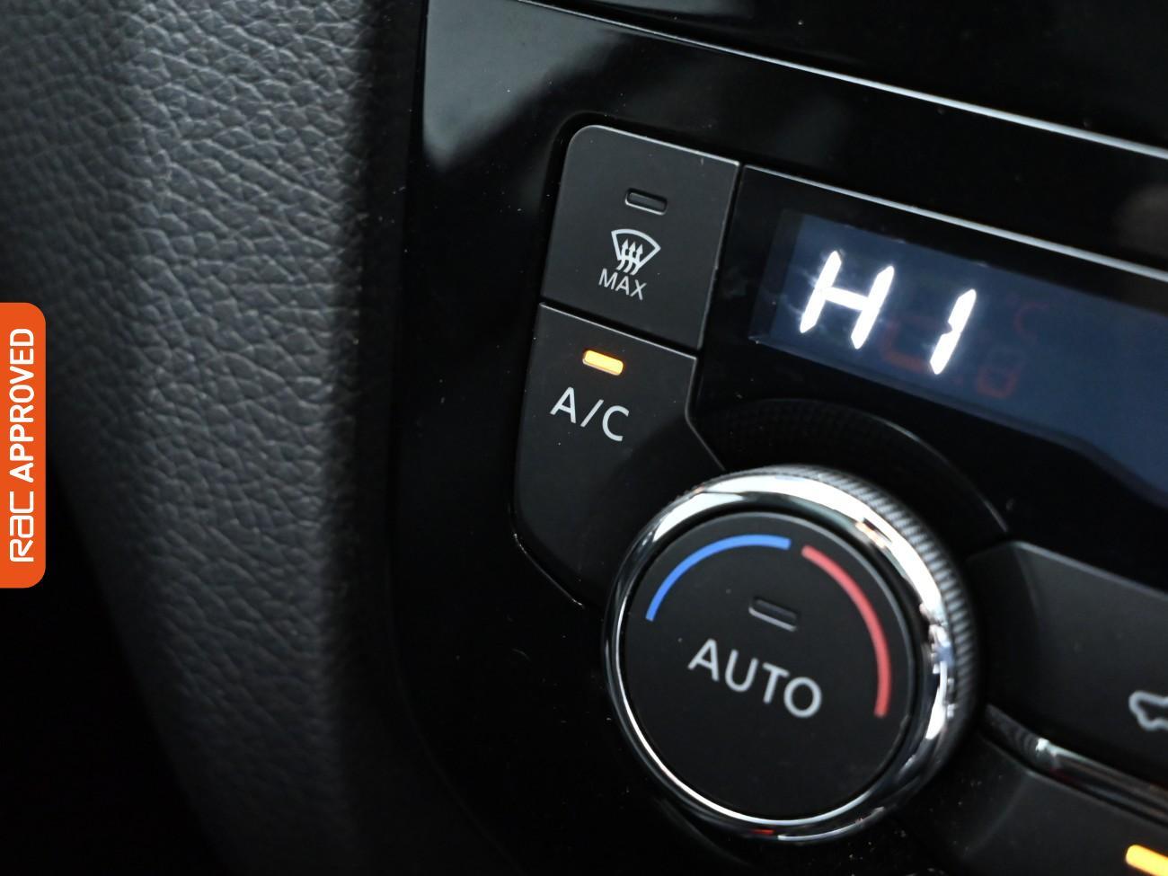 Used Nissan Qashqai 2017 for sale - 77382911: Photo 17