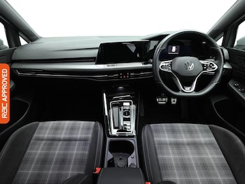 Used Volkswagen Golf 2023 for sale - 77199621: Photo