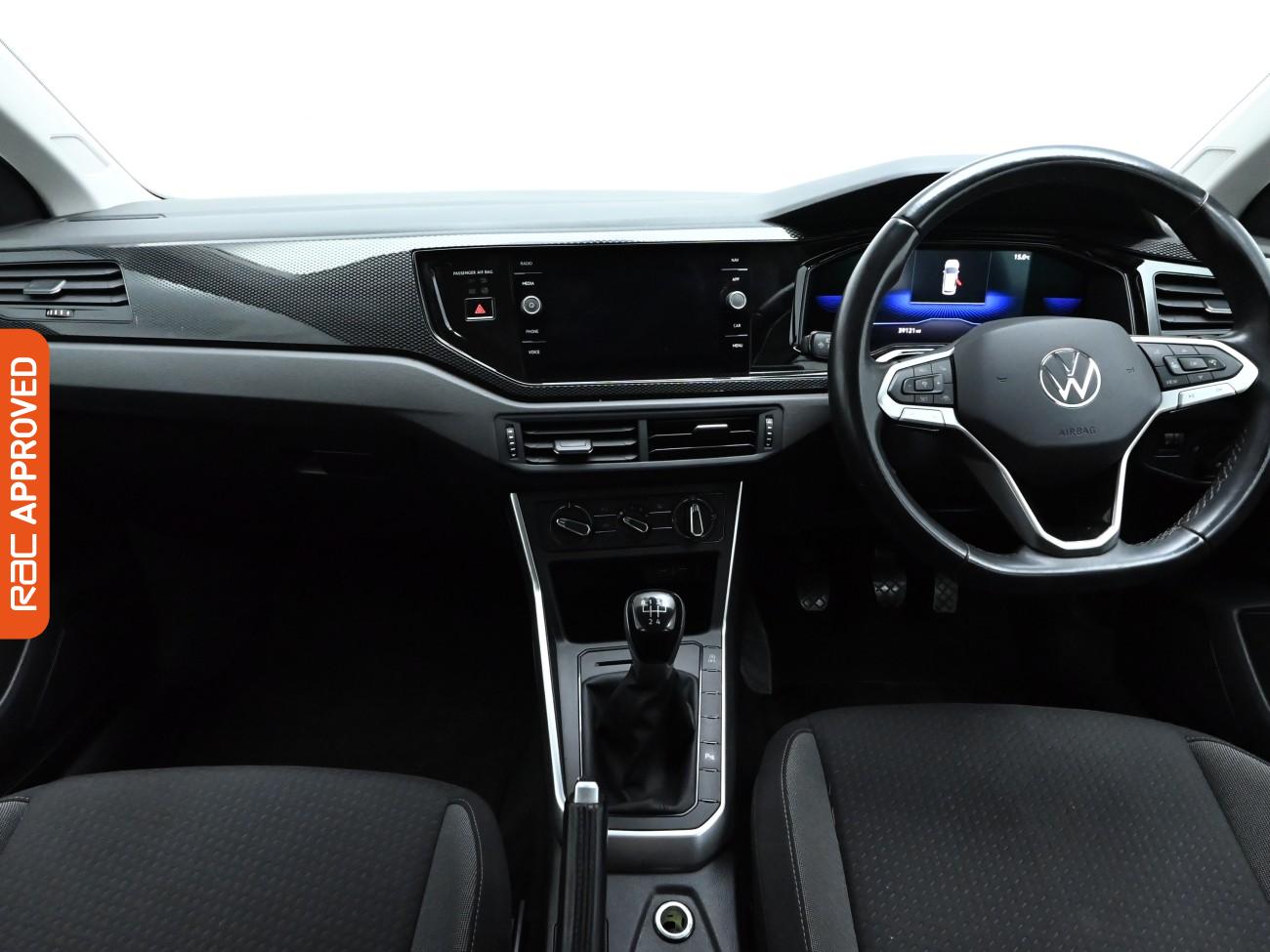 Used Volkswagen Polo 2022 for sale - 76115232: Photo 2