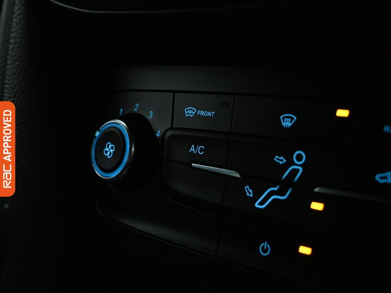 Used Ford Focus 2018 for sale - 77747836: Photo 15