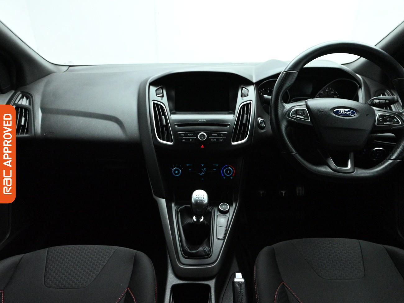 Used Ford Focus 2018 for sale - 77747836: Photo 2