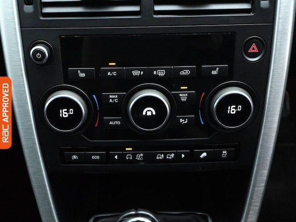 Used Land Rover Discovery Sport 2016 for sale - 76323920: Photo 17