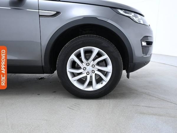 Used Land Rover Discovery Sport 2016 for sale - 76323920: Photo 29