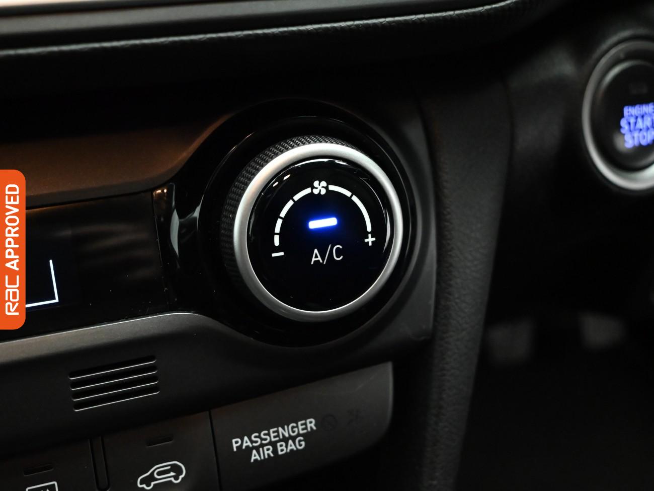 Used Hyundai KONA 2018 for sale - 76739638: Photo 19