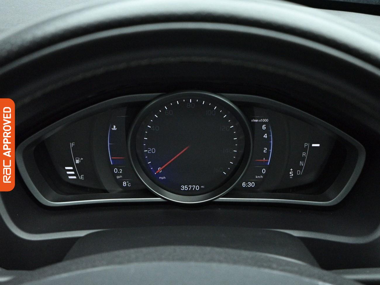 Used Volvo V40 2017 for sale - 78107700: Photo 11