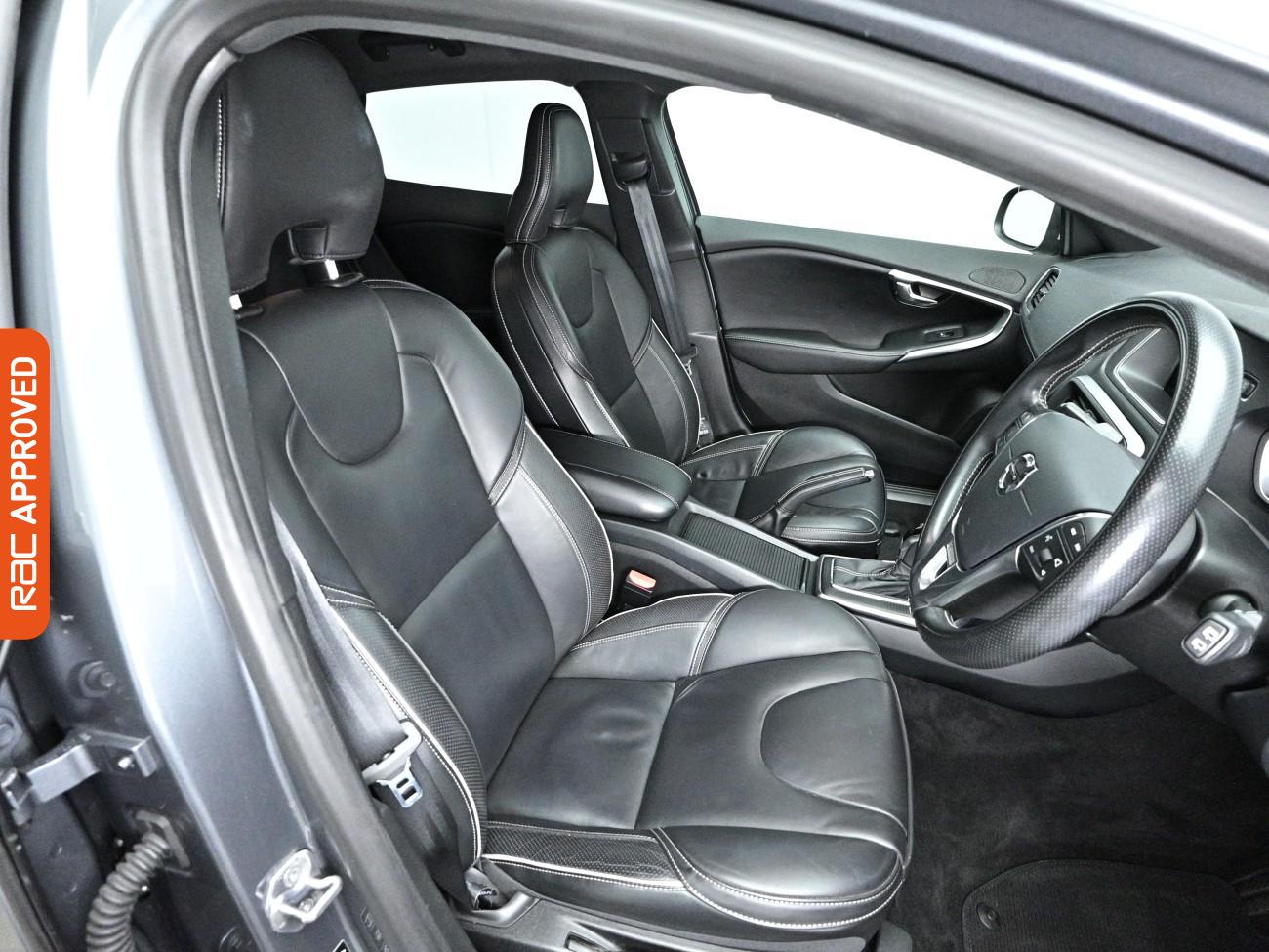 Used Volvo V40 2017 for sale - 78107700: Photo 12