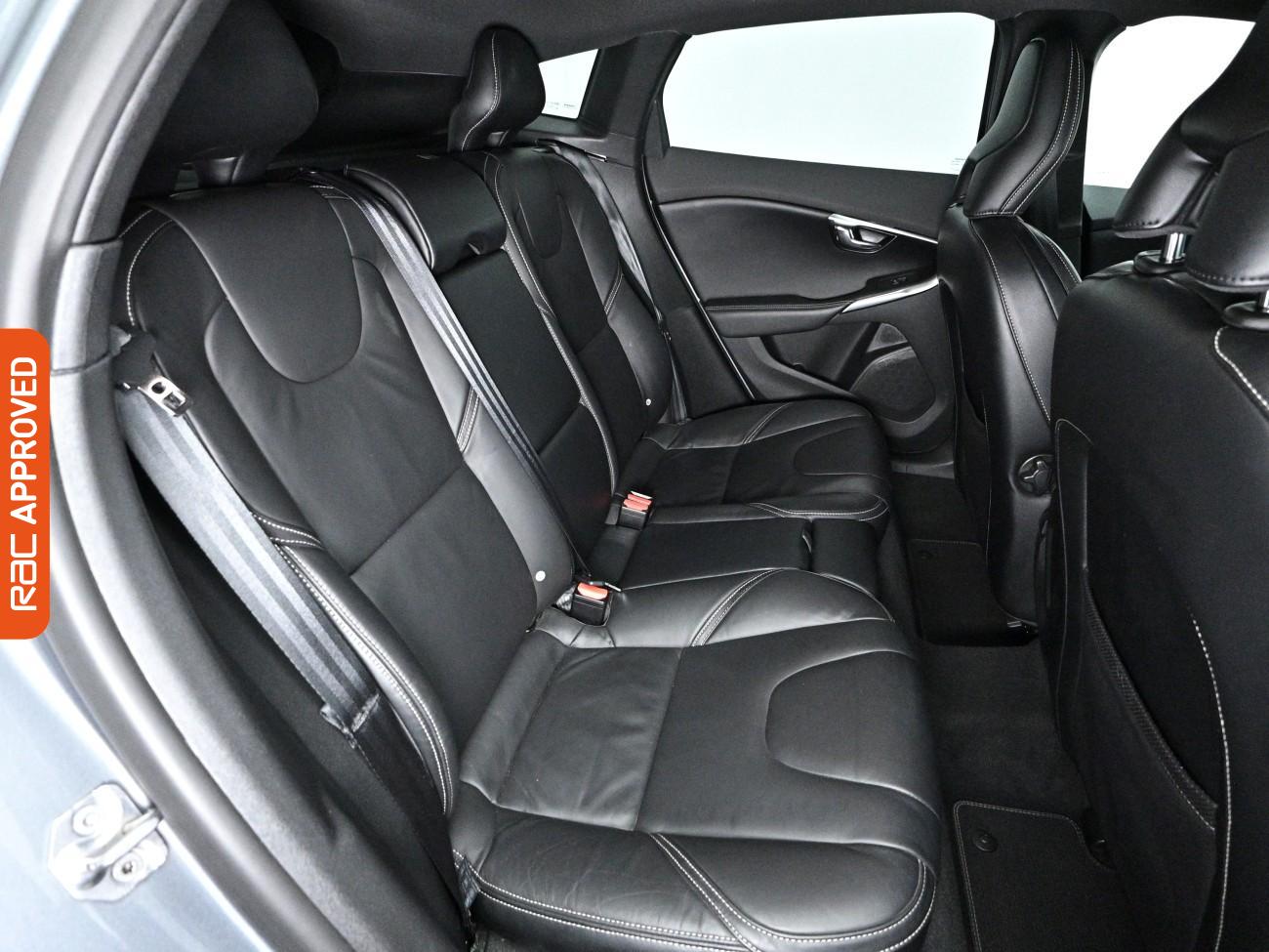 Used Volvo V40 2017 for sale - 78107700: Photo 13