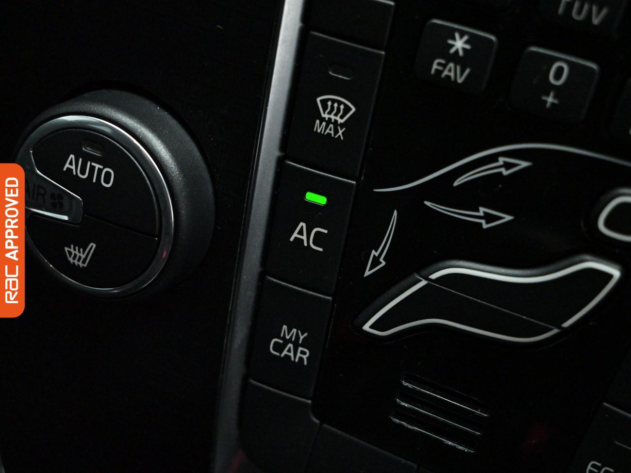 Used Volvo V40 2017 for sale - 78107700: Photo 18