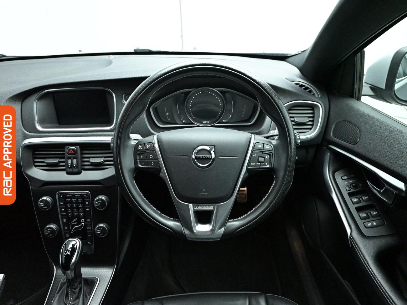 Used Volvo V40 2017 for sale - 78107700: Photo 9