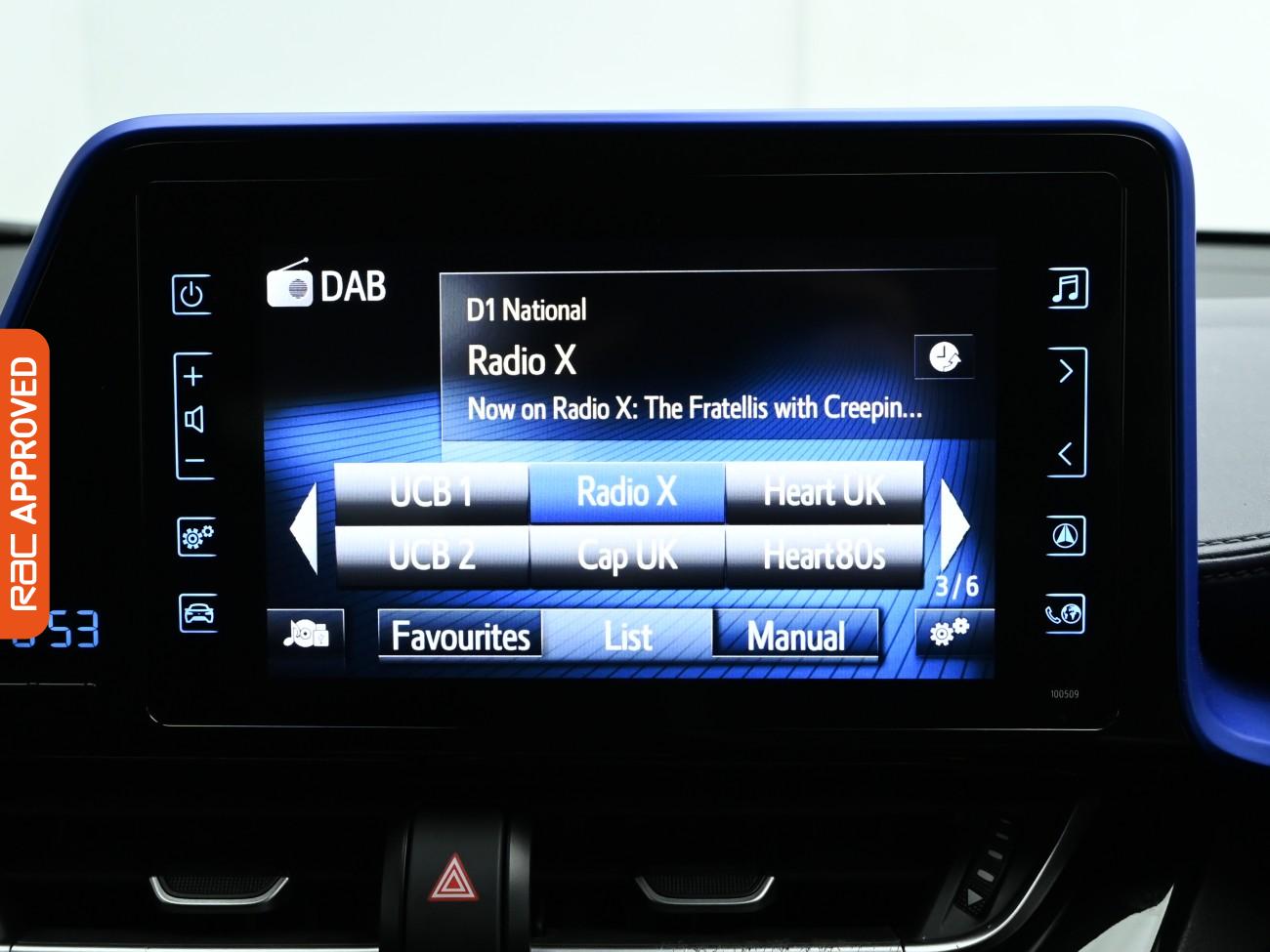 Used Toyota C-HR 2017 for sale - 76805233: Photo 14