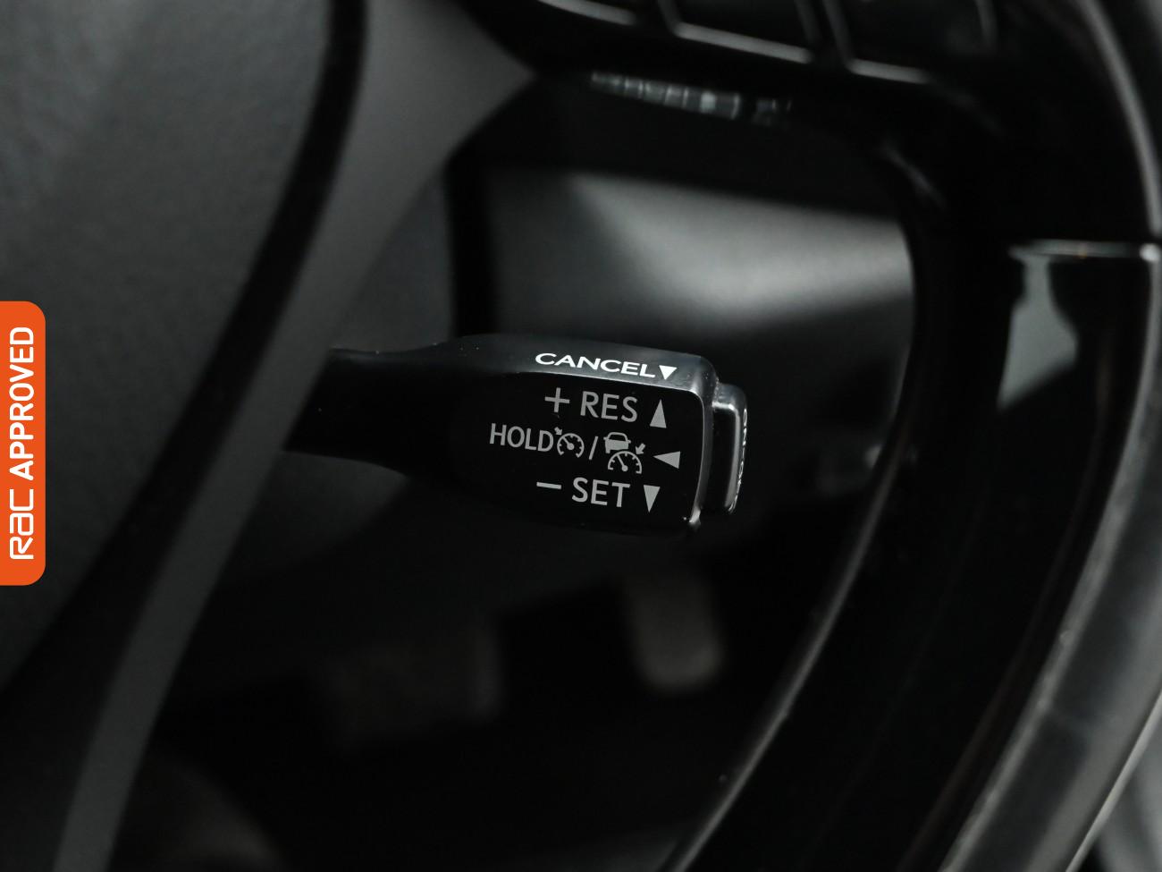 Used Toyota C-HR 2017 for sale - 76805233: Photo 21