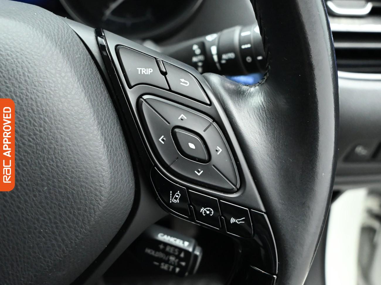 Used Toyota C-HR 2017 for sale - 76805233: Photo 23