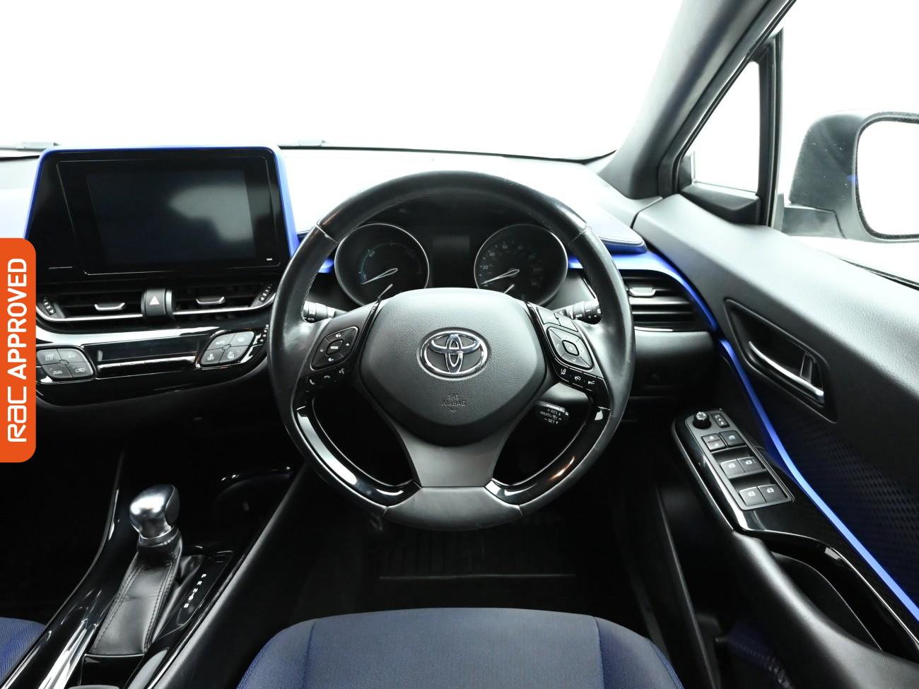 Used Toyota C-HR 2017 for sale - 76805233: Photo 9