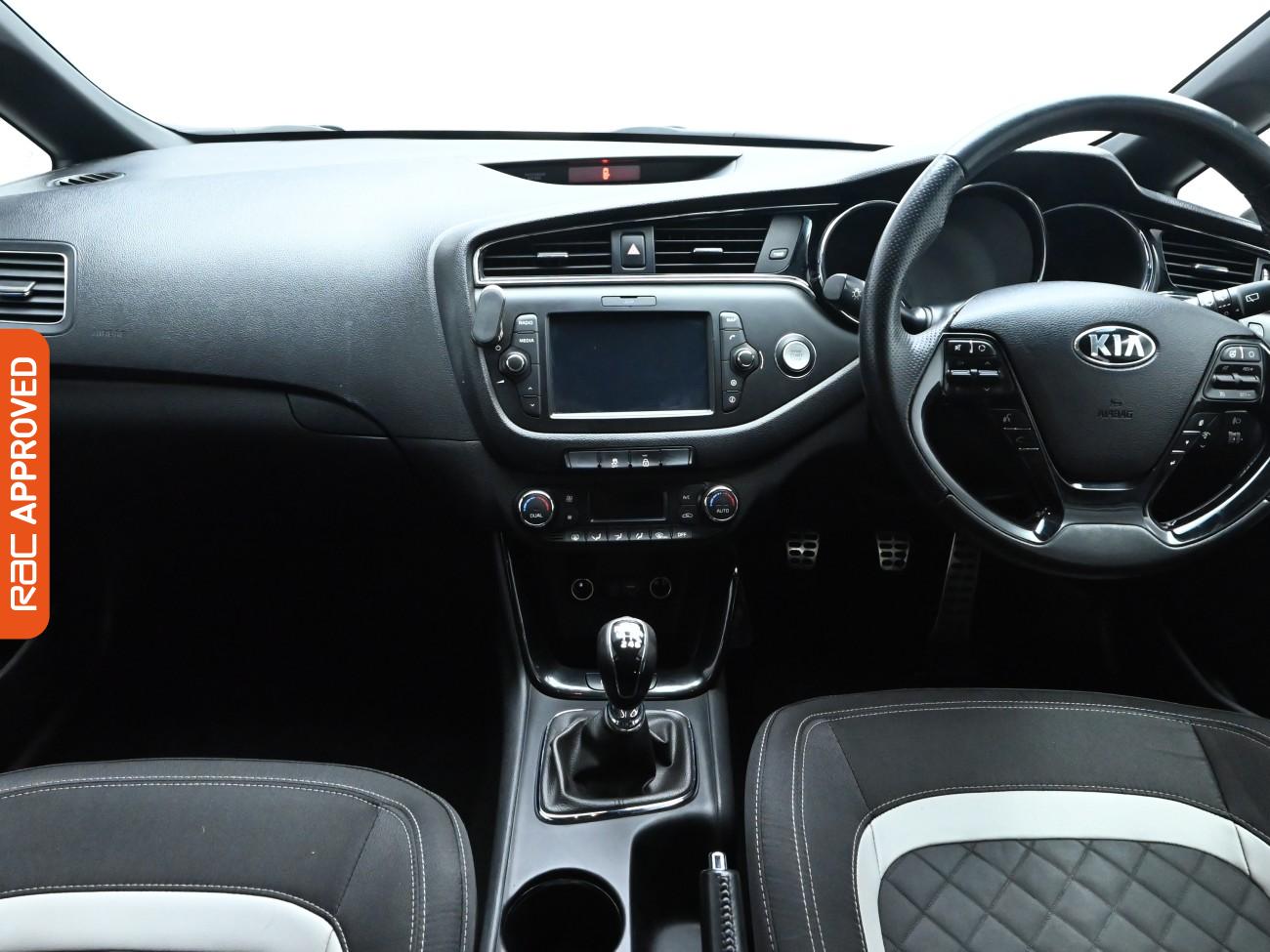 Used Kia Ceed 2018 for sale - 76264041: Photo 2