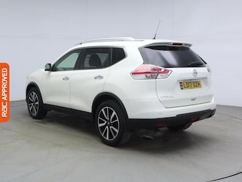 Used Nissan X-Trail 2017 for sale - 79365108: Photo