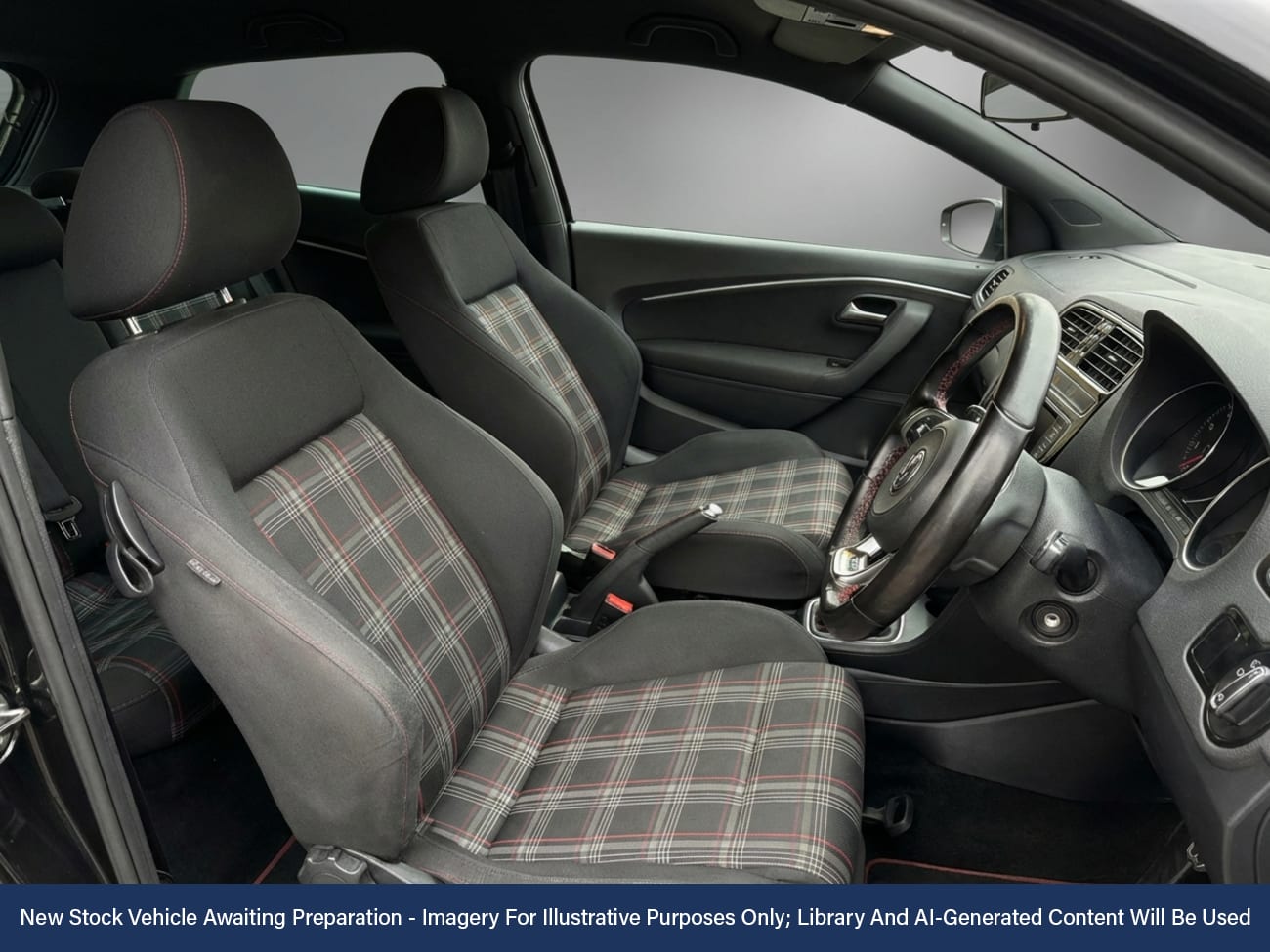 Used Volkswagen Polo 2017 for sale - 77649360: Photo 3