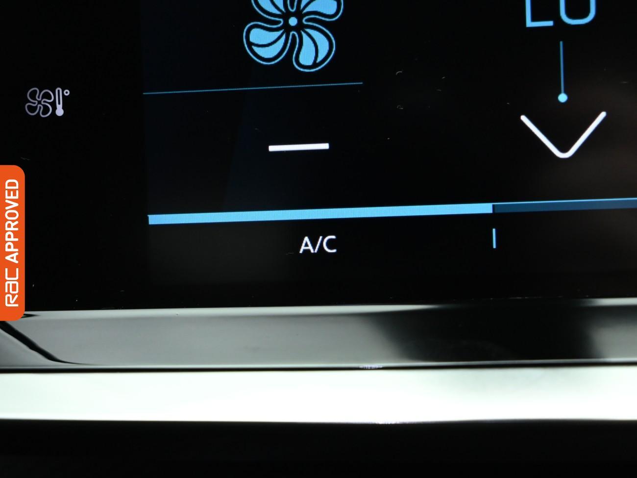 Used Peugeot E-2008 2021 for sale - 76509094: Photo 18