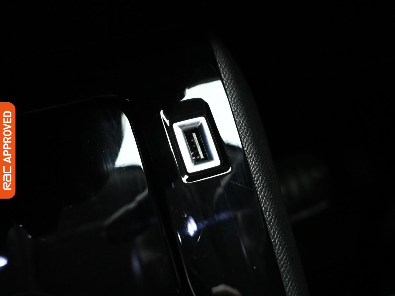 Used Peugeot E-2008 2021 for sale - 76509094: Photo 21