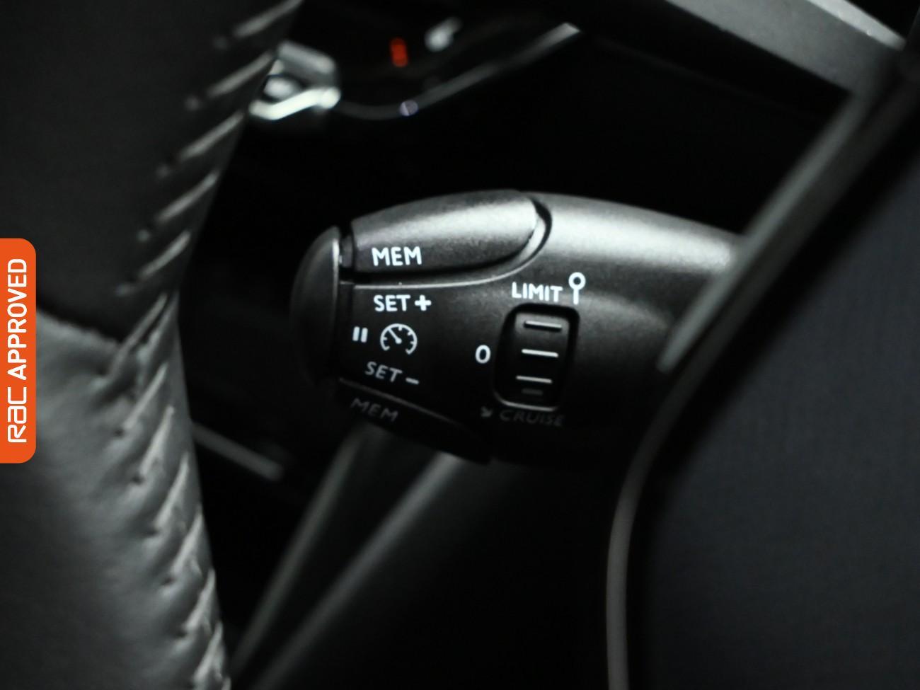 Used Peugeot E-2008 2021 for sale - 76509094: Photo 24